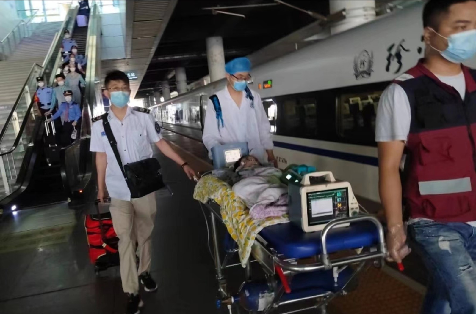 宁城县高铁转运公司